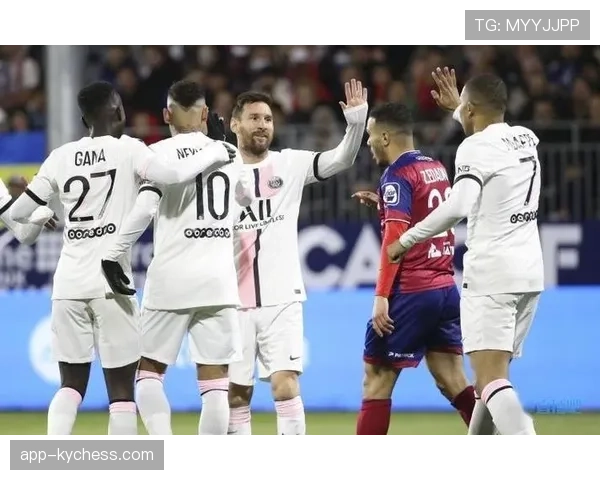 法国职业足球联盟新规：下赛季起，法甲每场比赛大名单必须包含至少两名本俱乐部青训球员